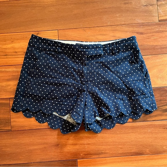 J. Crew High Navy‎ Blue and White Polka Dot Shorts - Picture 1 of 5